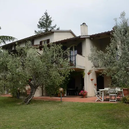 Da Piero E Paola 게스트하우스 3*